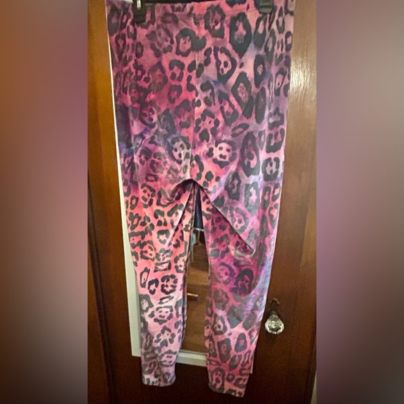 NWOT SpiritHoods velvet Pink leggings size XXL - Picture 3 of 5